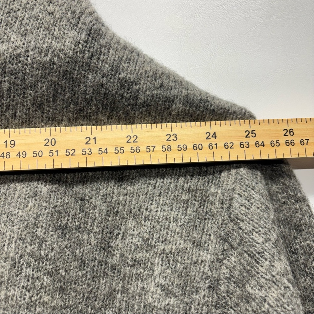 ✨Philosophy  Crewneck Sweater Grey Size M - Picture 11 of 11
